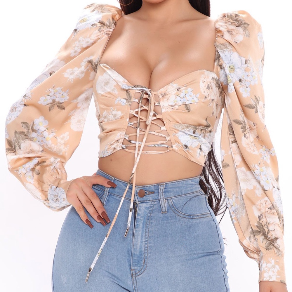 Fashion Nova Lace Up Floral Crop Top (NWT)